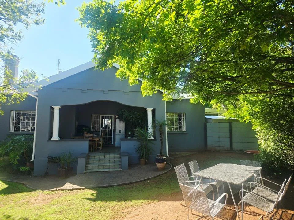 4 Bedroom House for sale in Westdene