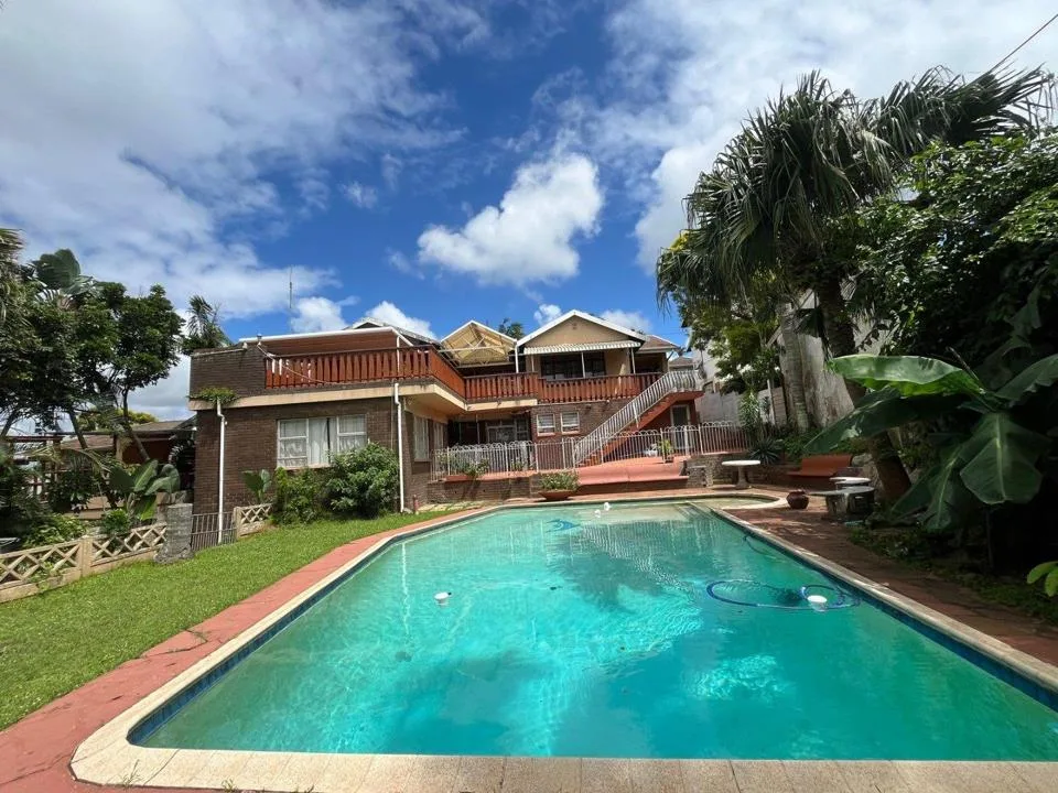 4 Bedroom House for sale in Glenmore