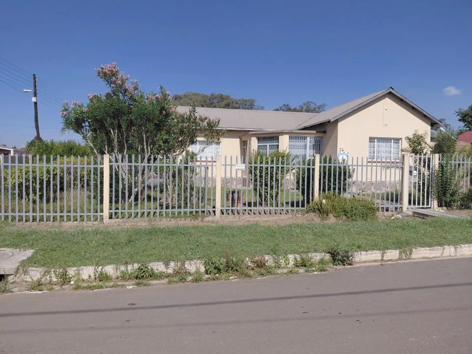 2 Bedroom House for sale in Norwood