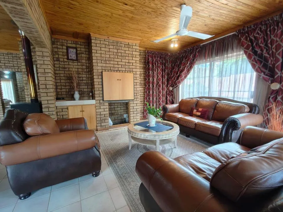 3 Bedroom House for sale in Panorama