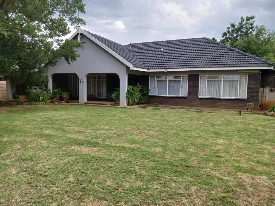 3 Bedroom House for sale in Meiringspark