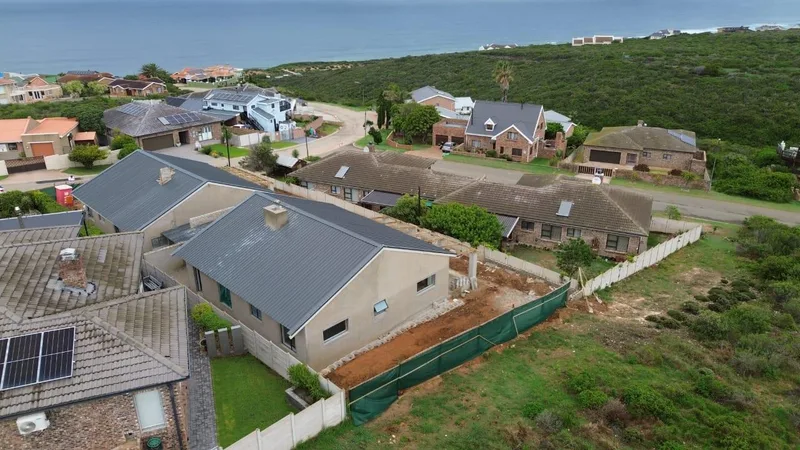 3 Bedroom House in Dana Bay