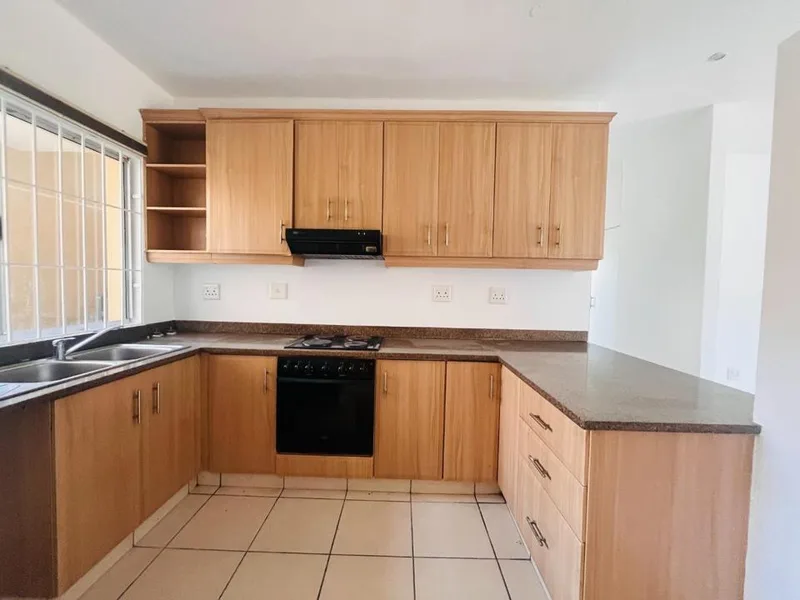2 Bedroom Apartment / flat to rent in Essenwood