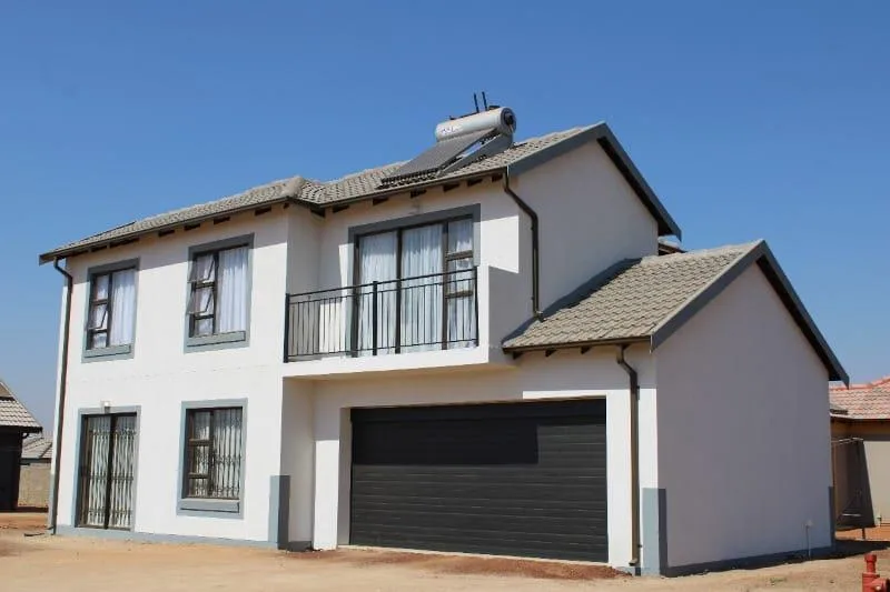 3 Bedroom House for sale in Klerksoord