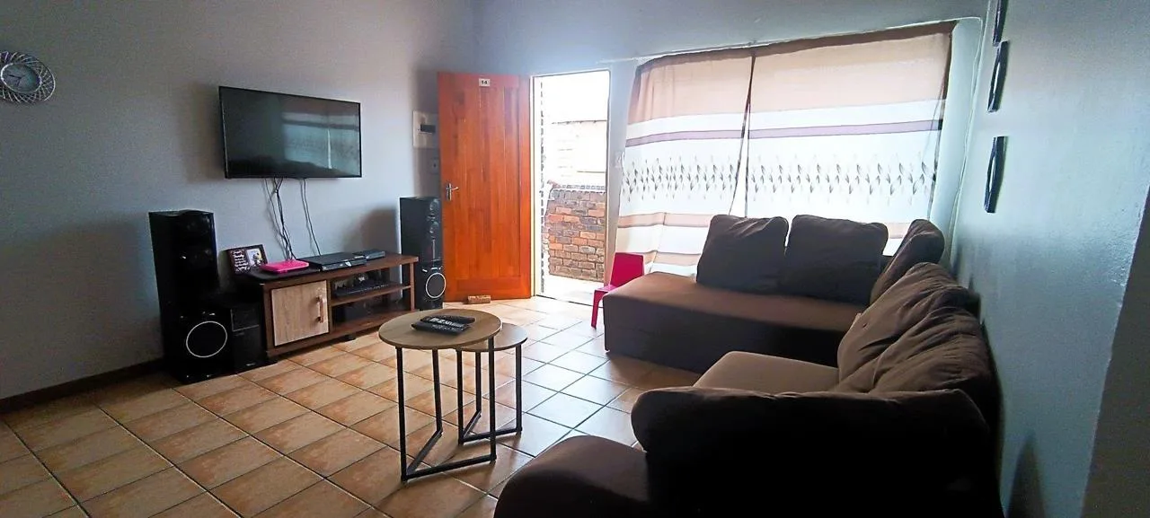 3 Bedroom Apartment / flat for sale in Annadale