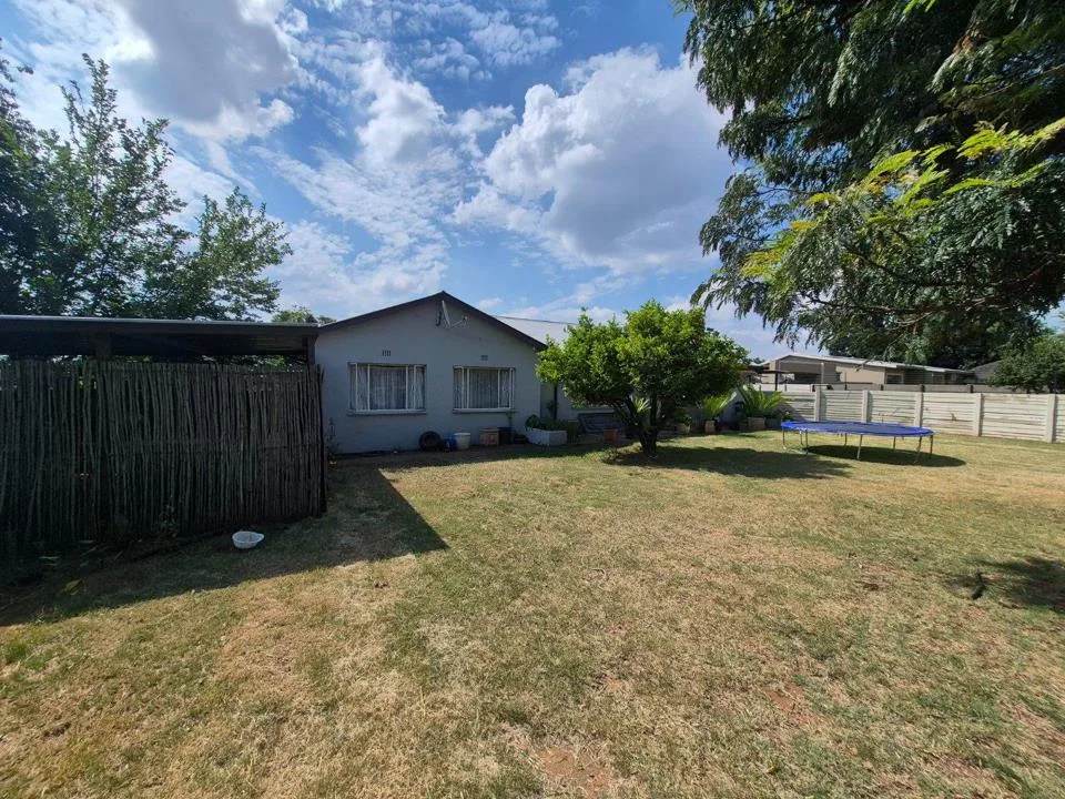 4 Bedroom House for sale in Nigel Ext 2