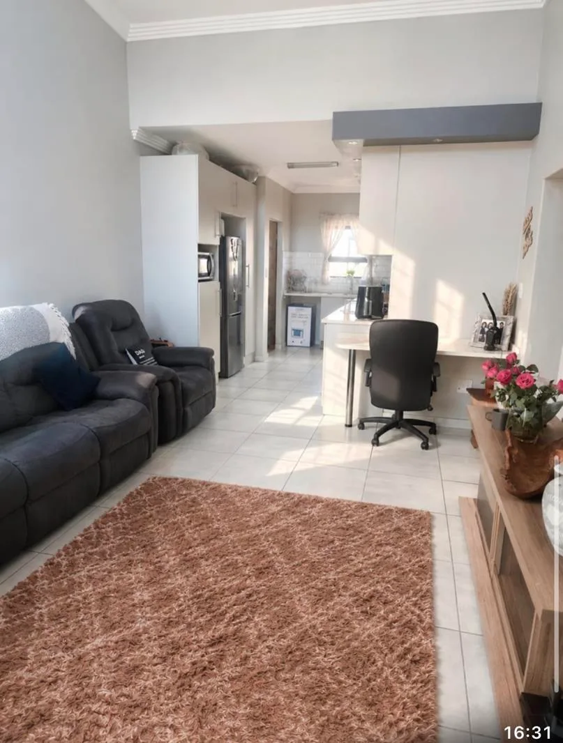2 Bedroom Apartment in Jansen Park