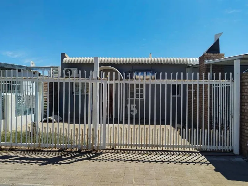 1 Bedroom Apartment / flat for sale in Flora Park