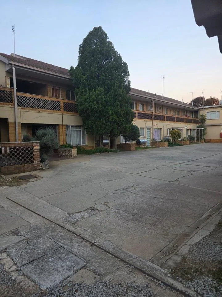 2 Bedroom Apartment / flat for sale in Wilkeville