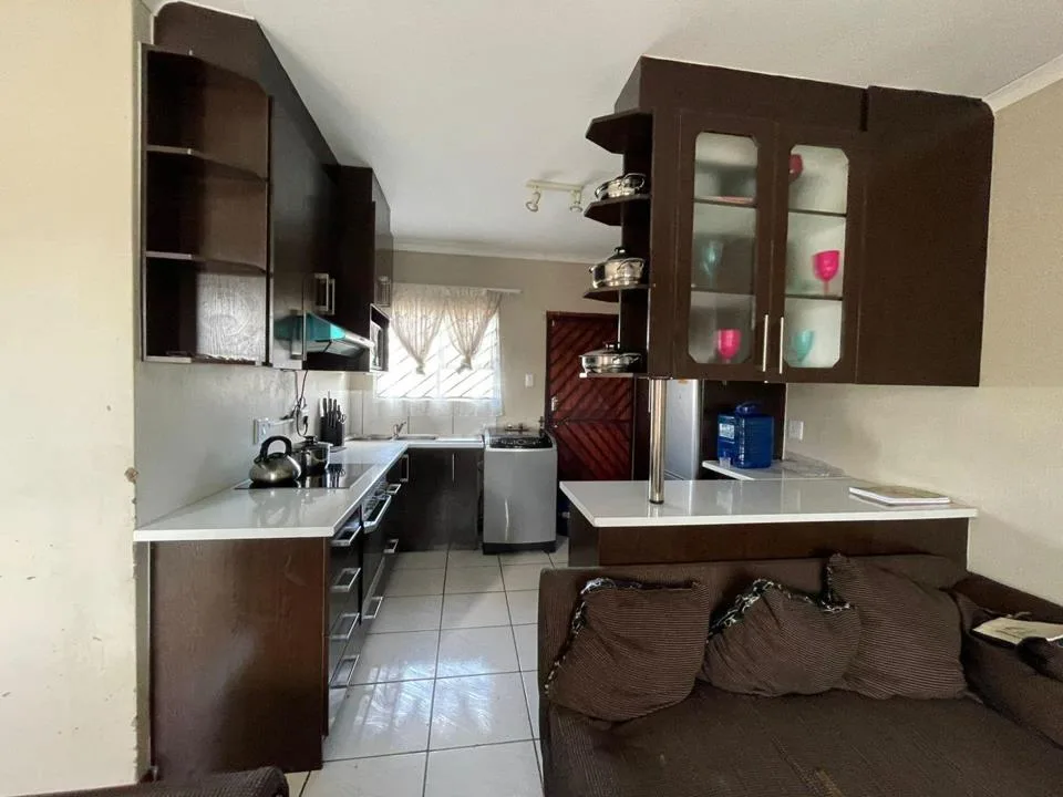 3 Bedroom House for sale in Amalinda