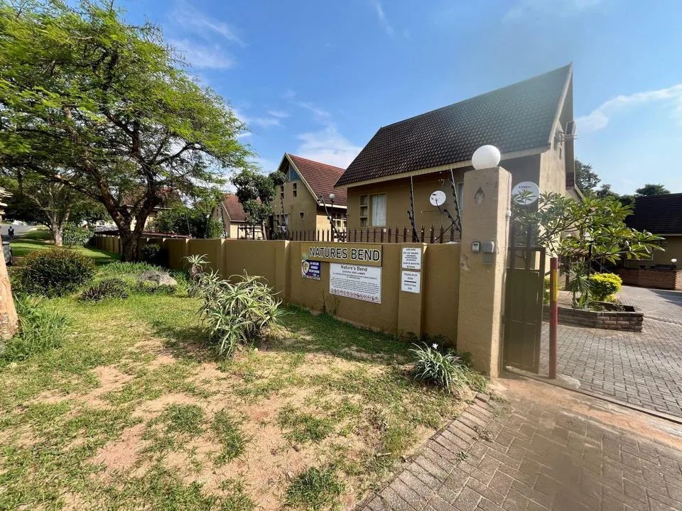 2 Bedroom Apartment / flat to rent in West Acres