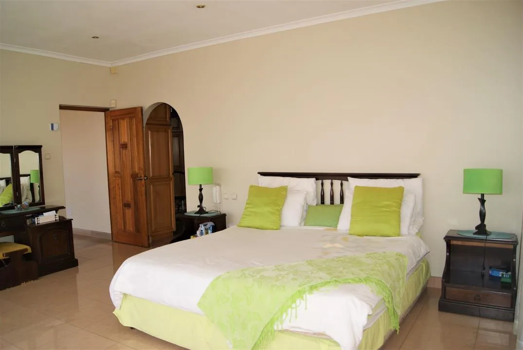 4 Bedroom House for sale in Merewent