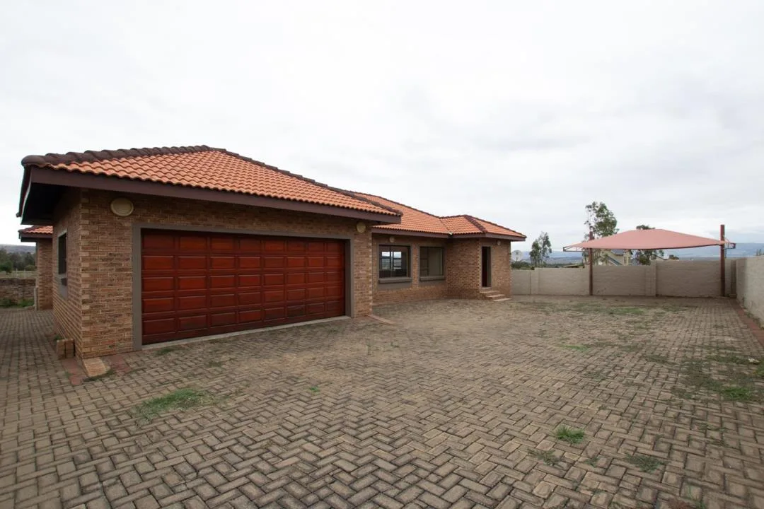 3 Bedroom House for sale in Lydenburg