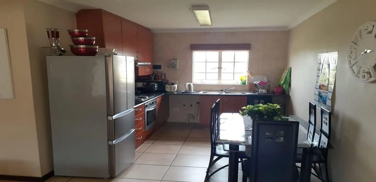 2 Bedroom Apartment / flat for sale in Evander