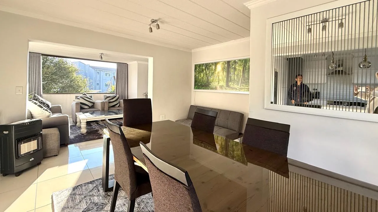 2 Bedroom Apartment / flat to rent in Bryanston