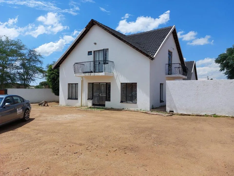 6 Bedroom House for sale in Mabopane