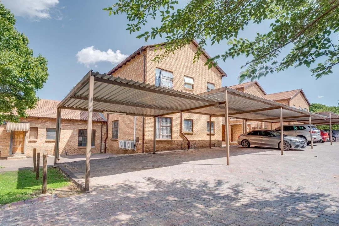 2 Bedroom Apartment / flat for sale in Willowbrook