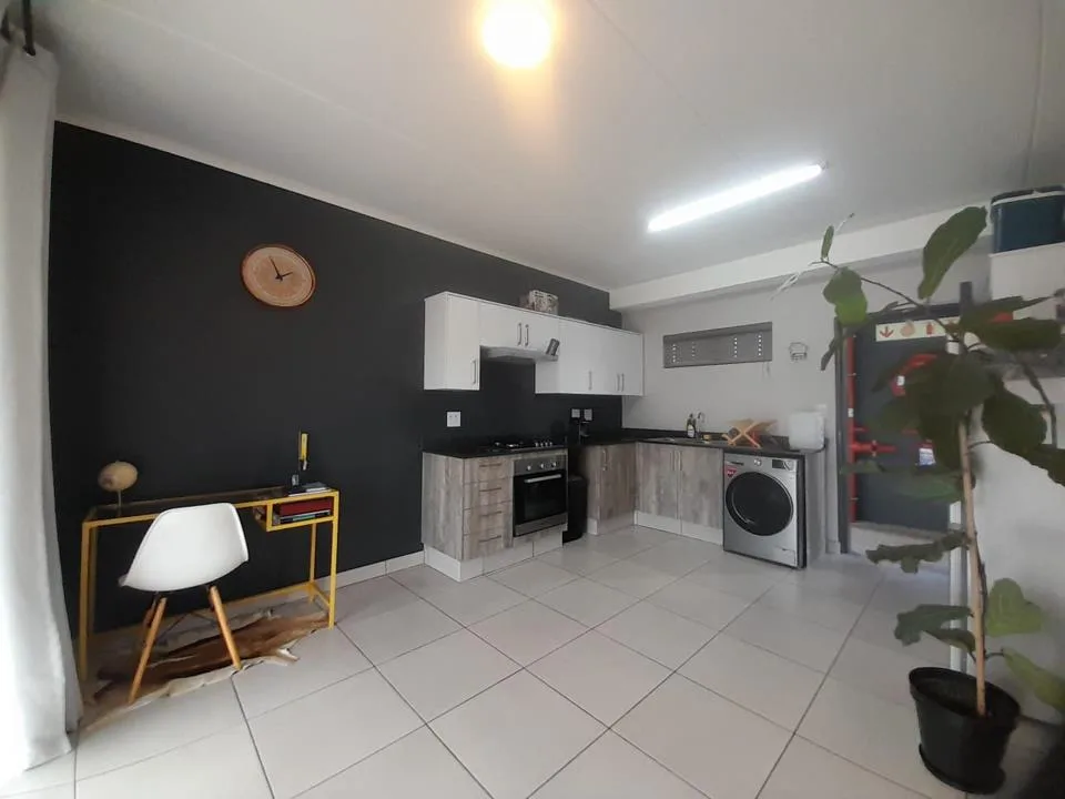 2 Bedroom Apartment / flat to rent in Riverside Industrial Park