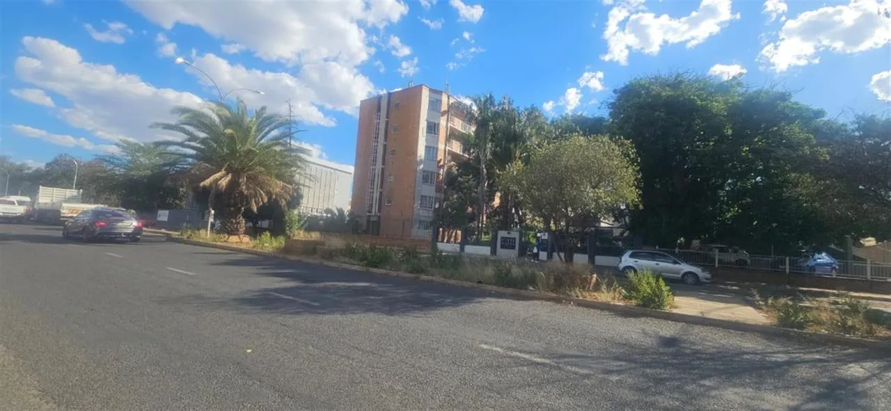 3 Bedroom Apartment / flat for sale in Kimberley Central