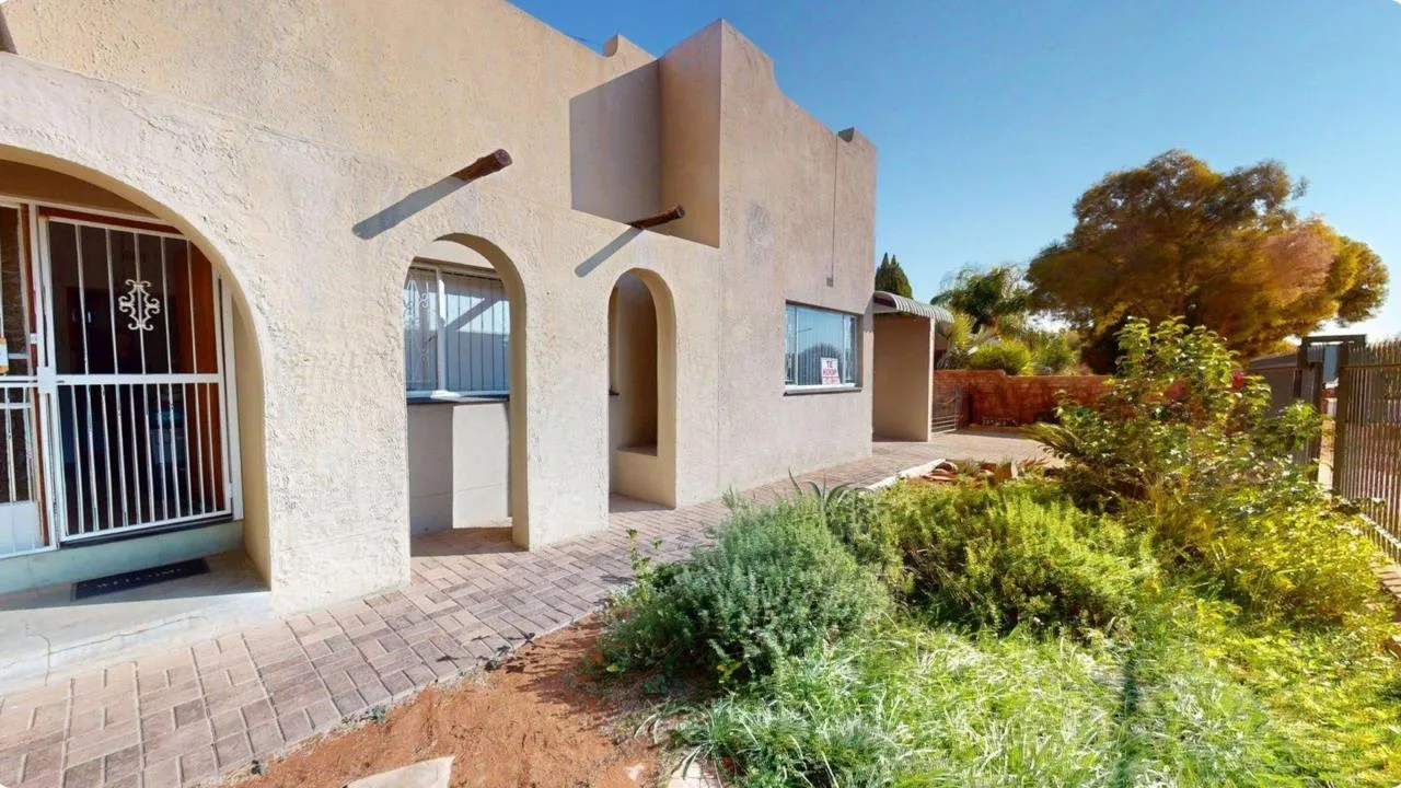 3 Bedroom House for sale in Keidebees