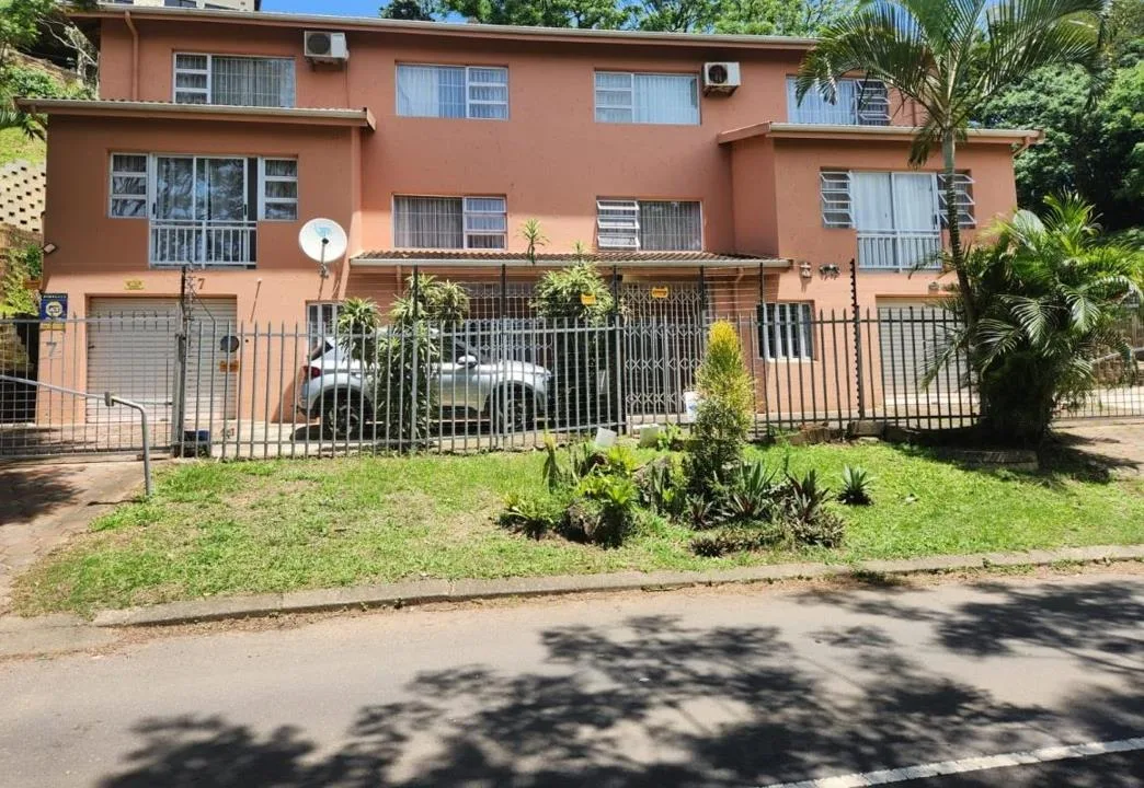 4 Bedroom Townhouse for sale in Sherwood