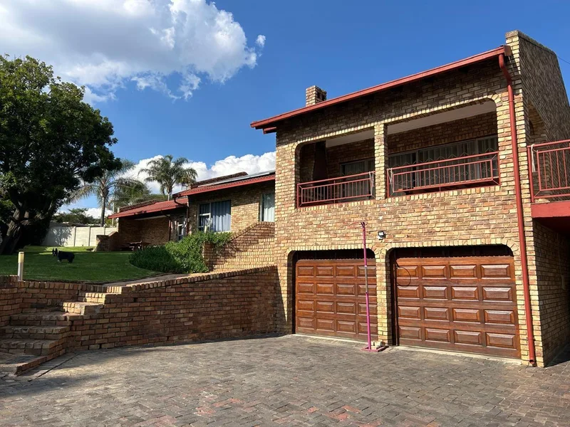 3 Bedroom House in Wilgeheuwel