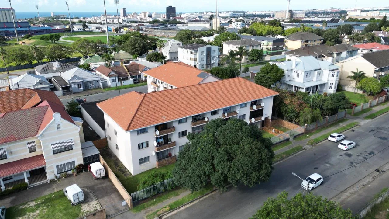 4 Bedroom Apartment / flat for sale in Southernwood