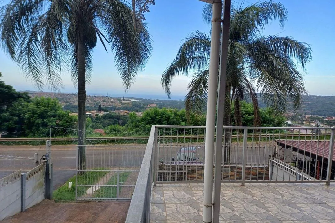 2 Bedroom House for sale in Lotus Park