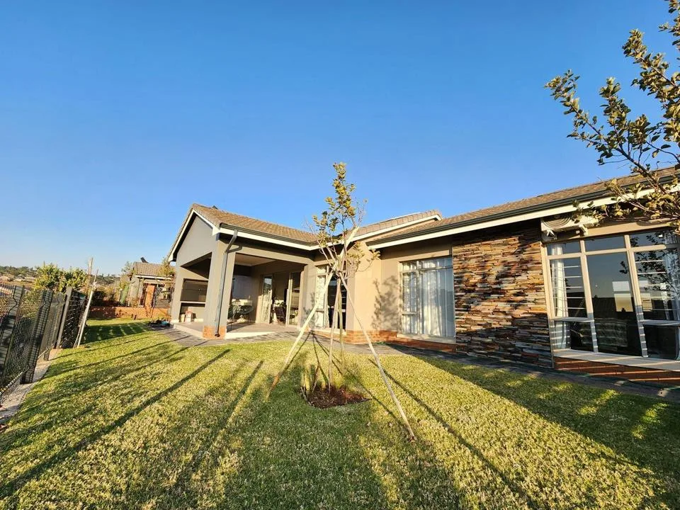 3 Bedroom House for sale in Waterkloof Marina Retirement Estate