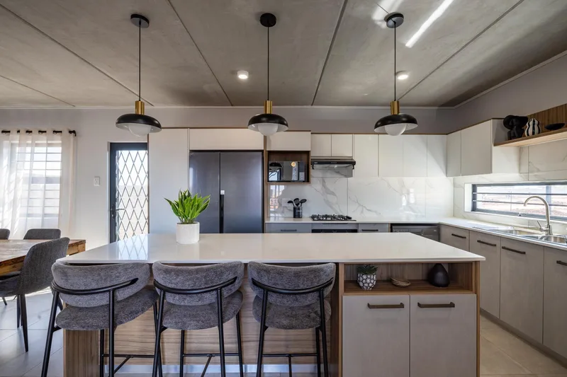 4 Bedroom House in Albertsdal