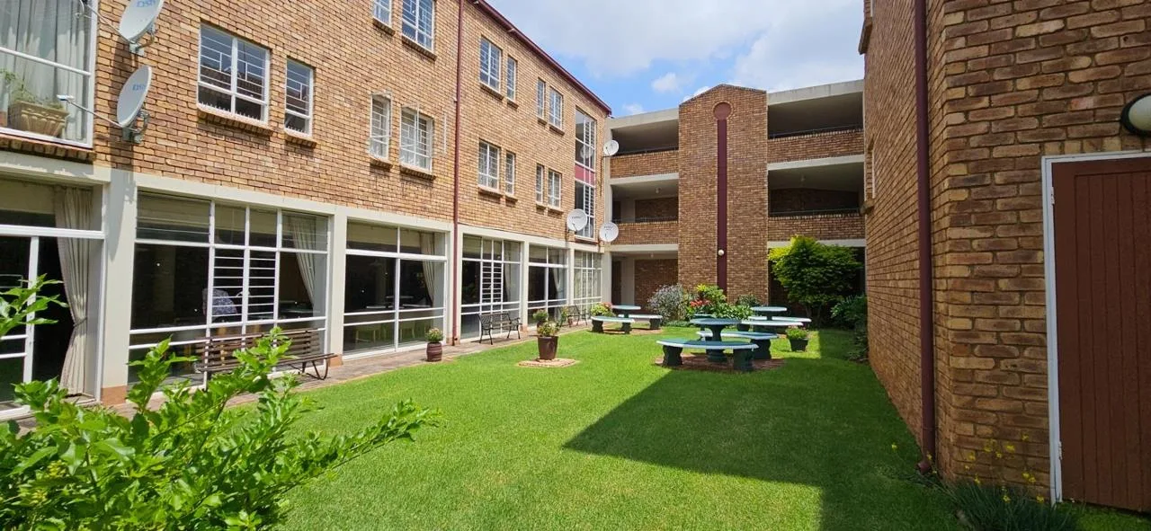 0.5 Bedroom Apartment / flat for sale in Lynnwood
