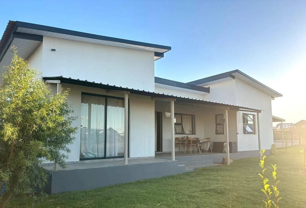 2 Bedroom House for sale in Orania