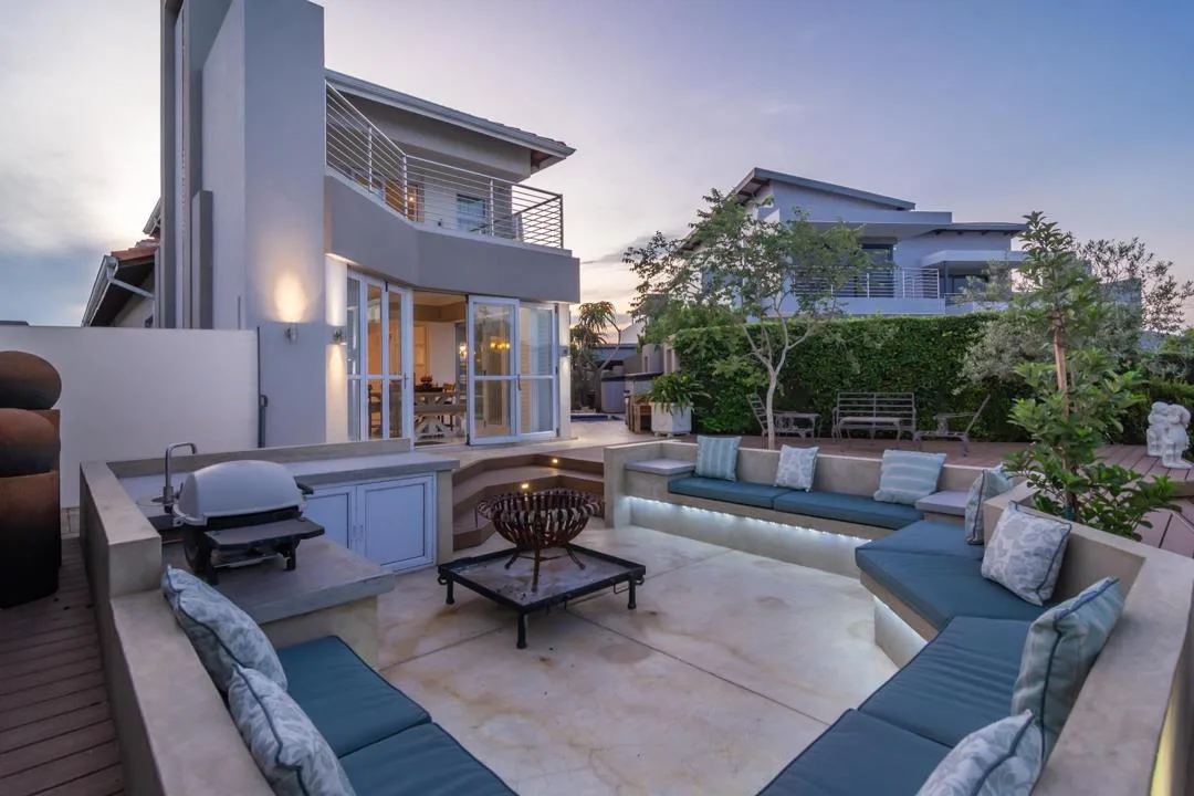 5 Bedroom House for sale in The Islands Estates