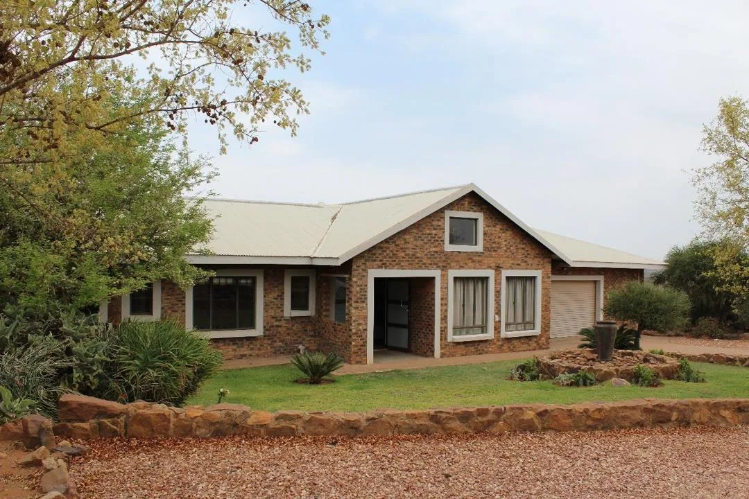 5 Bedroom House for sale in Lephalale