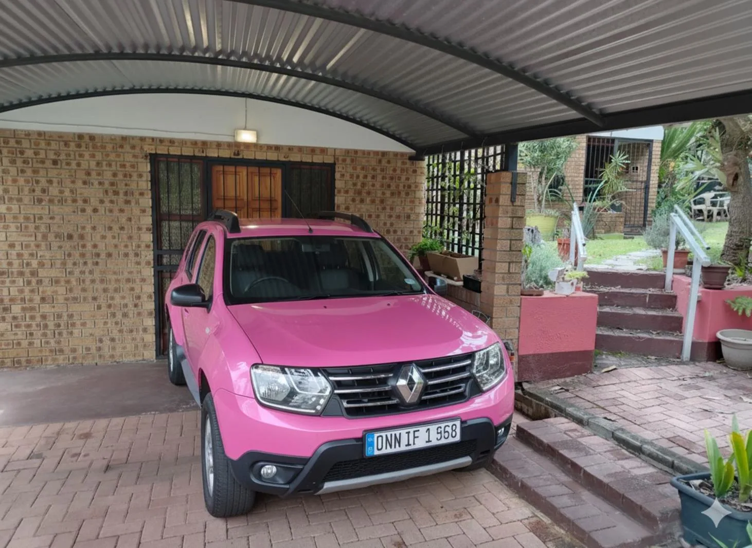 Studio Apartment in Sonheuwel