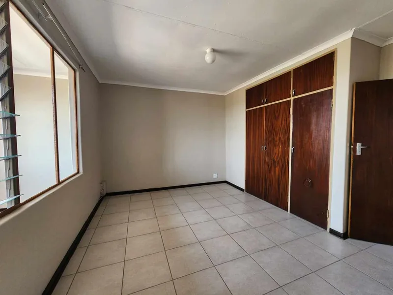 2.5 Bedroom Apartment in Jan Niemand Park