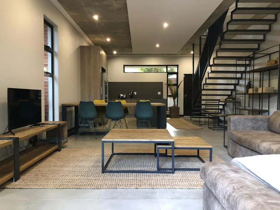3 Bedroom Townhouse to rent in Menlo Park