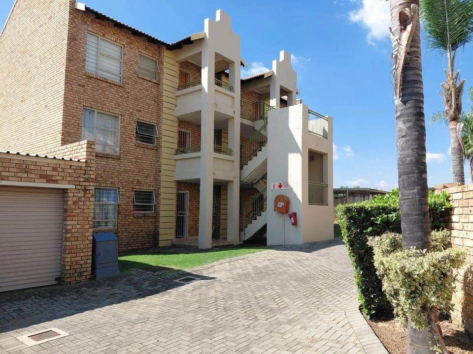 2 Bedroom Townhouse to rent in Celtisdal