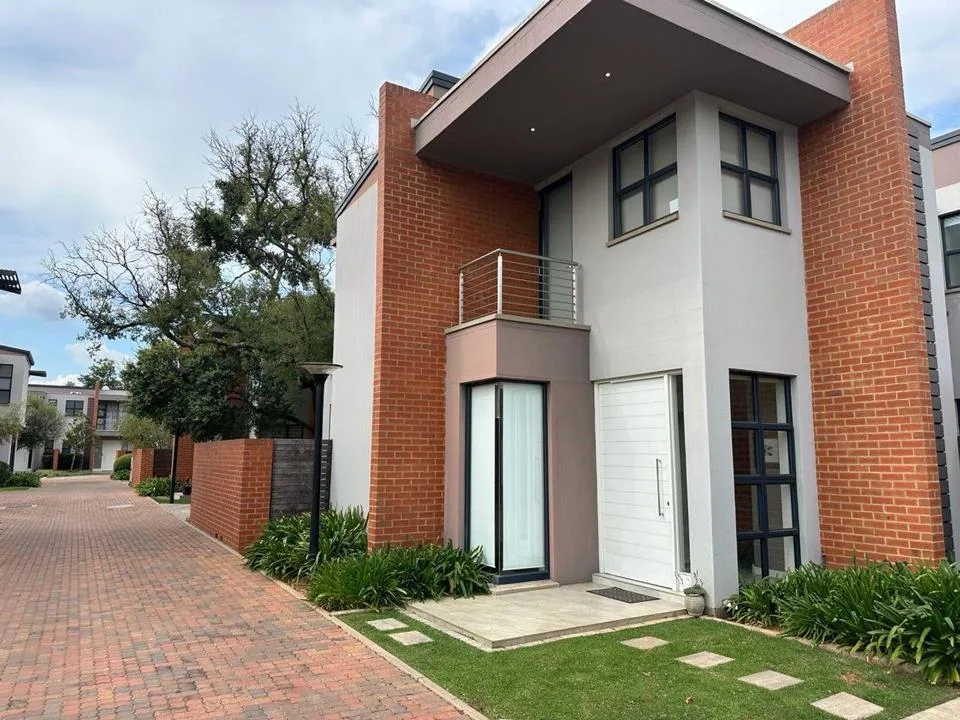 3 Bedroom Townhouse to rent in Menlo Park