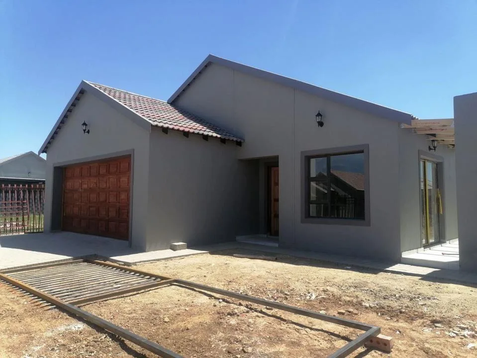 3 Bedroom House for sale in Bloemspruit