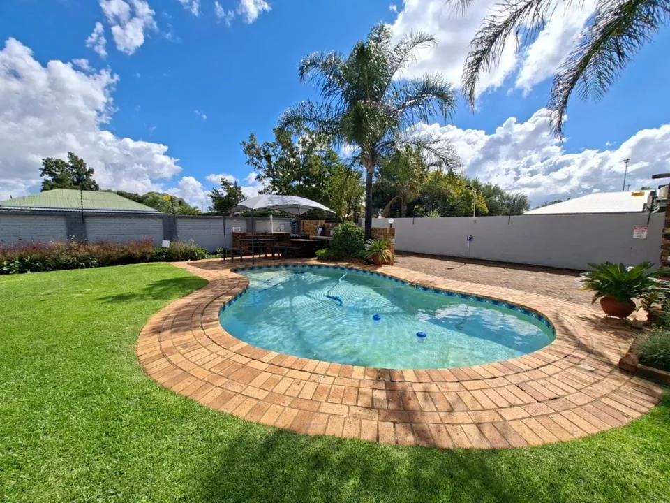 13 Bedroom House for sale in Labram