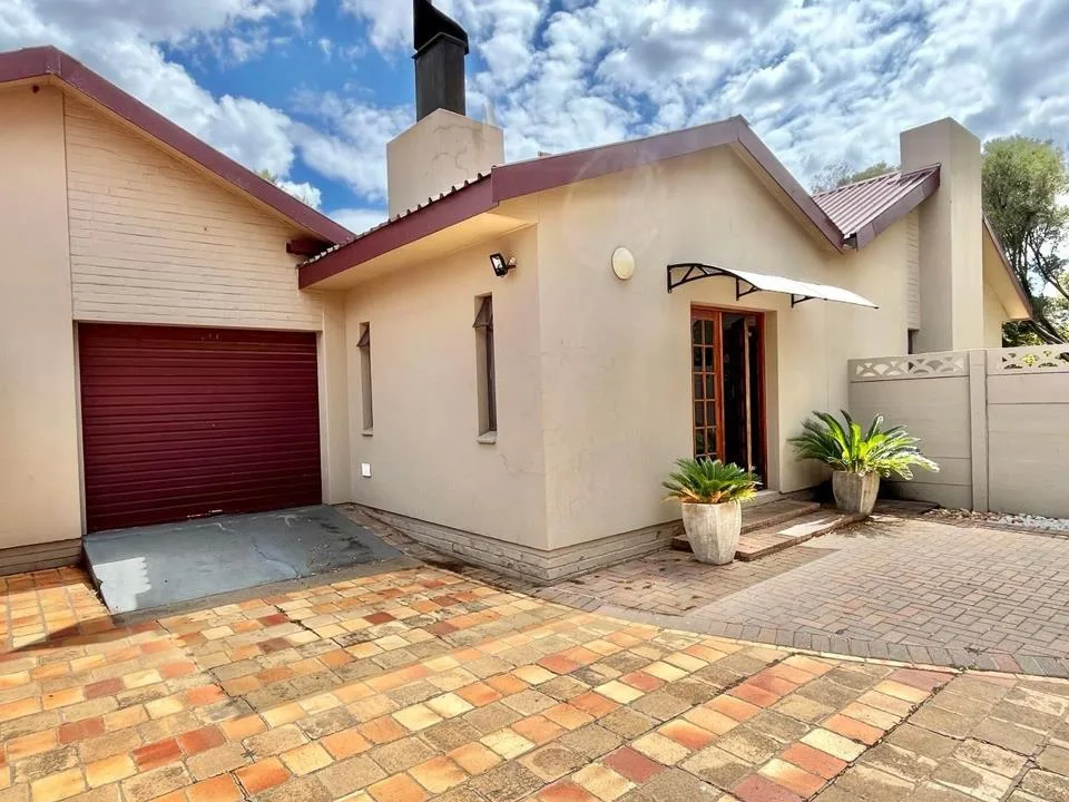 3 Bedroom House for sale in Lichtenburg