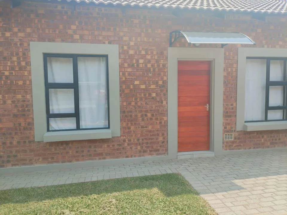 3 Bedroom Townhouse for sale in Terra Nova