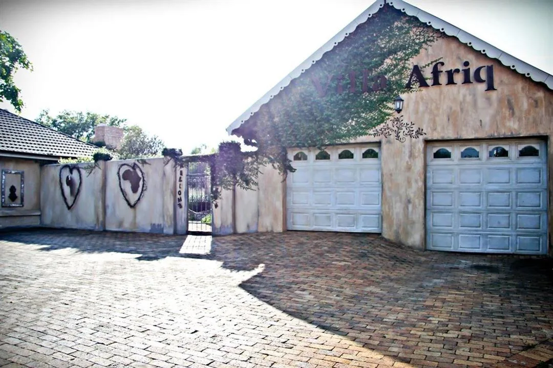 11 Bedroom House for sale in Lydenburg