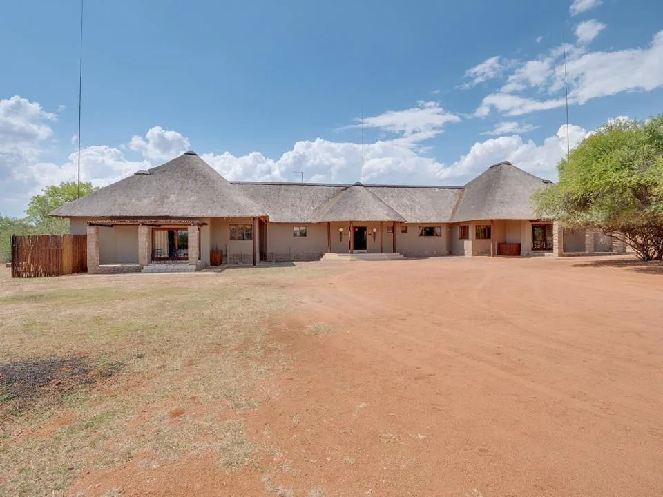 5 Bedroom House for sale in Zebula Golf Estate