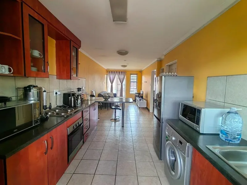 2 Bedroom Apartment / flat for sale in Ehrlich Park