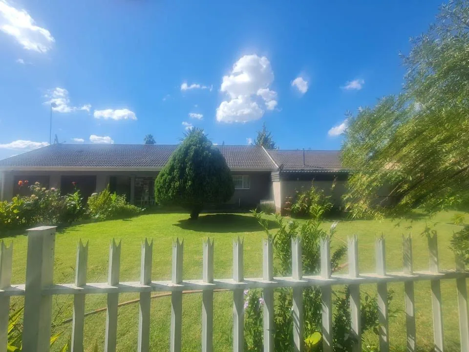 3 Bedroom House for sale in Stilfontein Ext 4