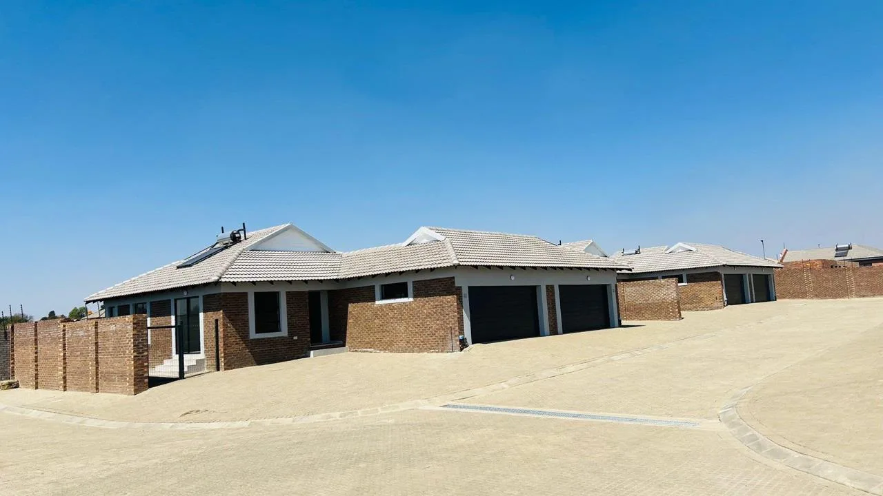 2 Bedroom House to rent in Secunda