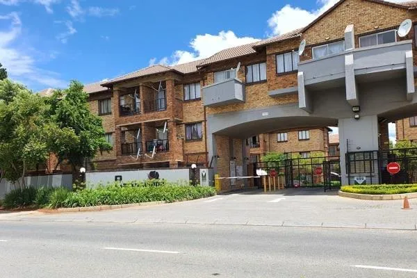 2 Bedroom Apartment / flat to rent in Carlswald