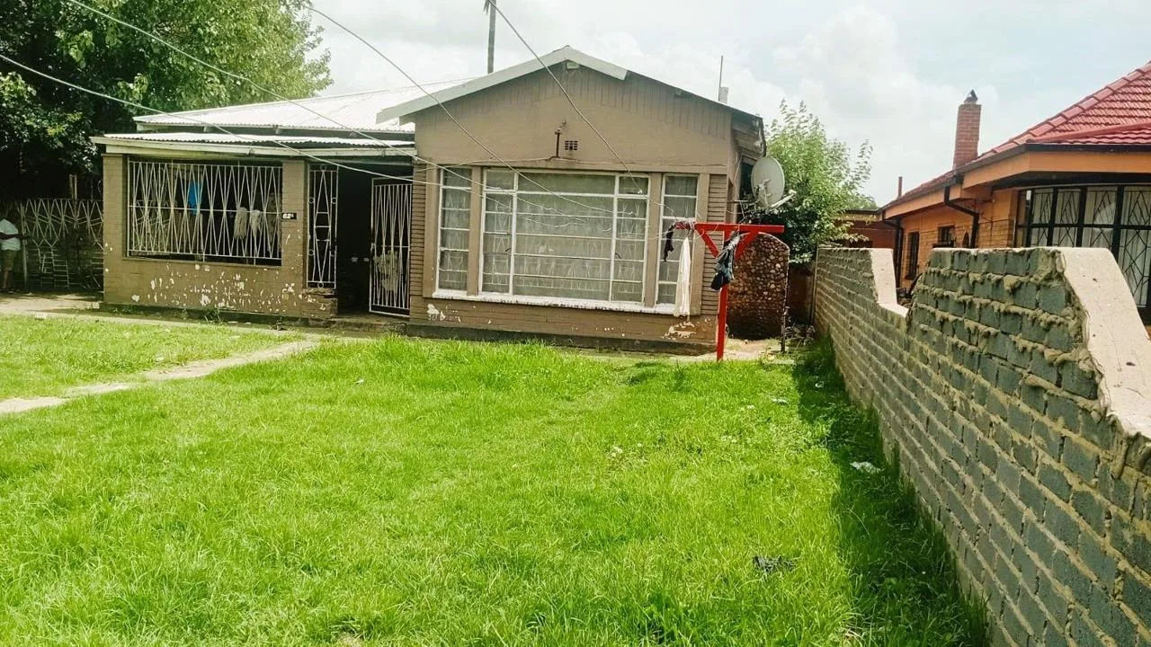 3 Bedroom House for sale in Vereeniging Central